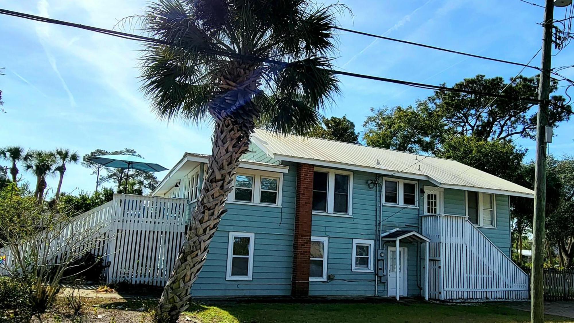 1201 Lovell Avenue By Tybee Beach Vacation Rentals ไทบีไอส์แลนด์ ภายนอก รูปภาพ