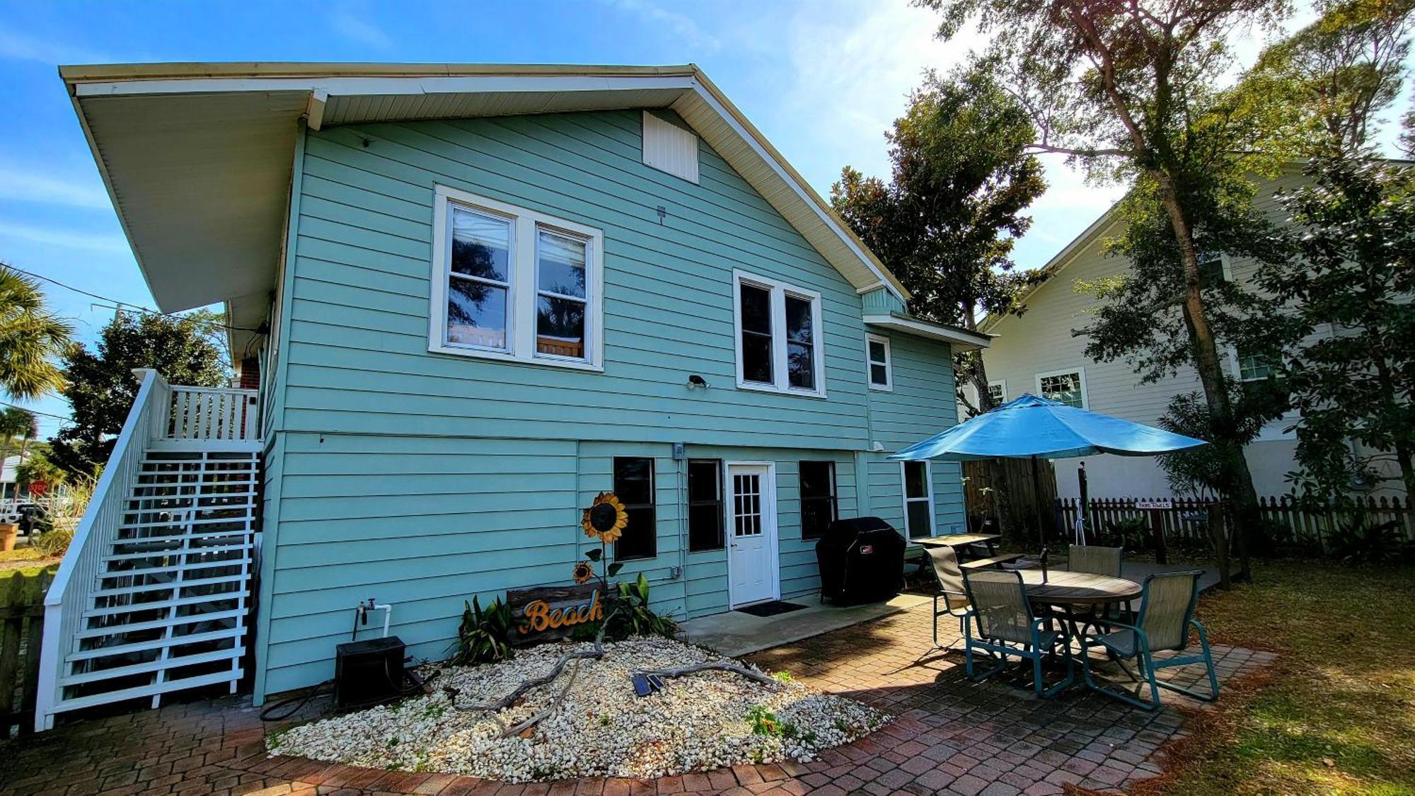 1201 Lovell Avenue By Tybee Beach Vacation Rentals ไทบีไอส์แลนด์ ภายนอก รูปภาพ